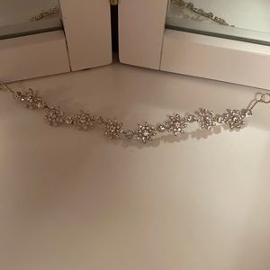 Hairpiece and bracelet